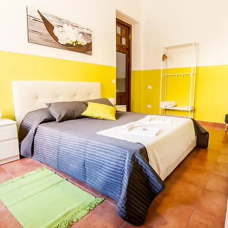 Le Dimore Di San Domenico Affittacamere Apartamento